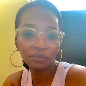 Meet your Posher, Shontay